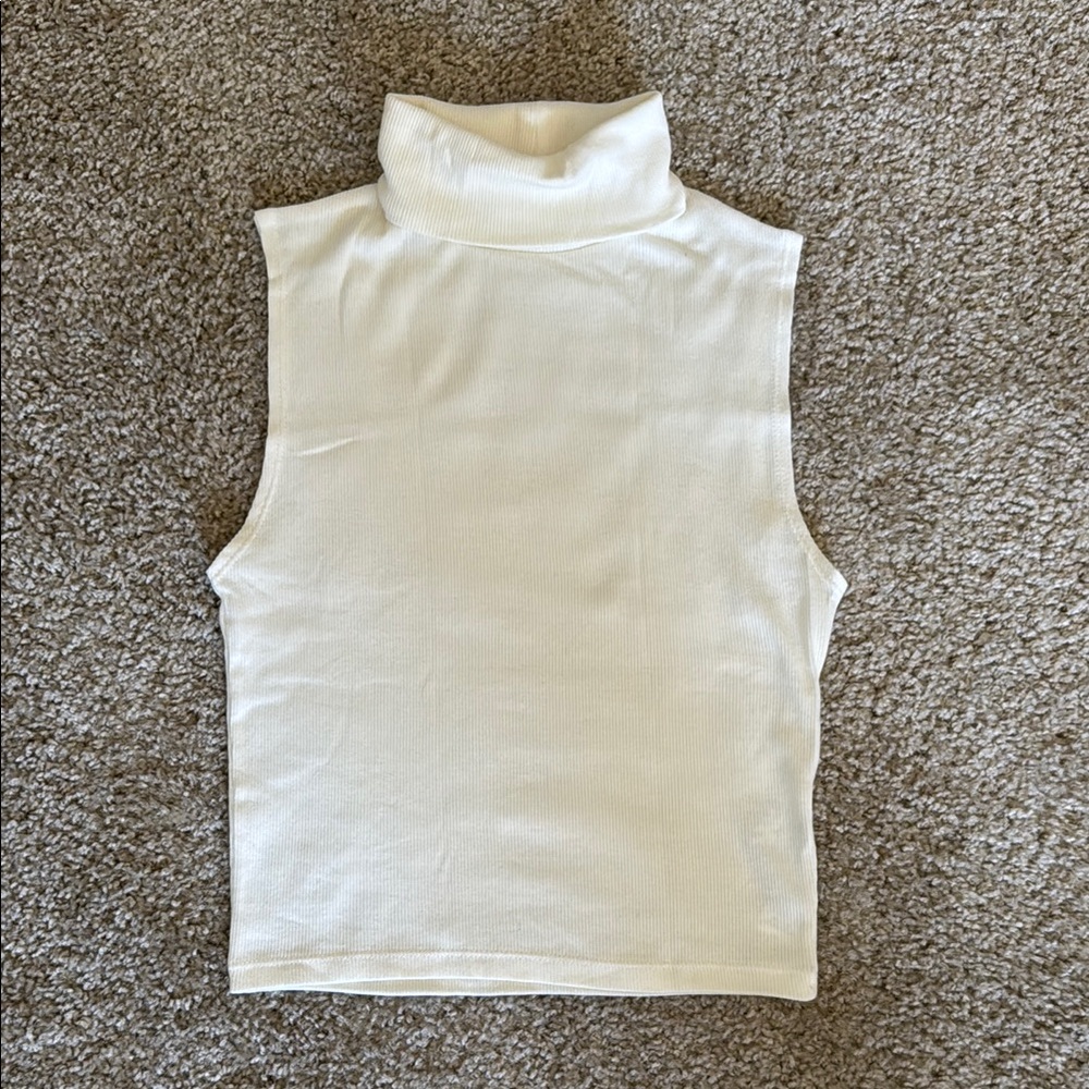 Fitted White Sleeveless Tank Top with Mock Neck